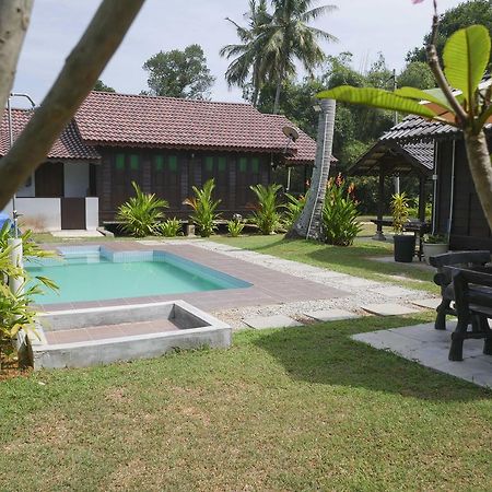 פנתאי צנאנג Kampung Tok Lembut Vacation Home מראה חיצוני תמונה