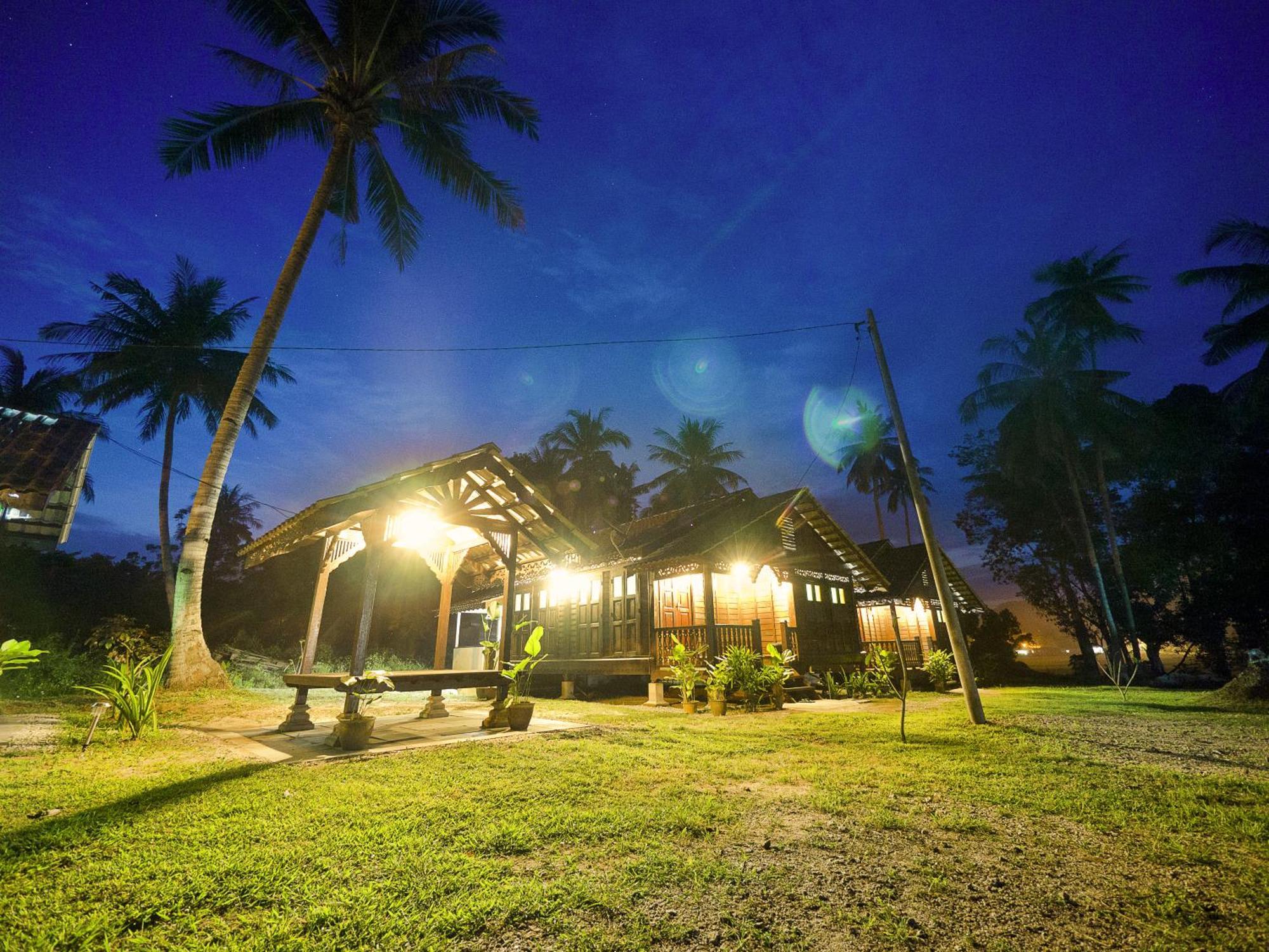 פנתאי צנאנג Kampung Tok Lembut Vacation Home מראה חיצוני תמונה