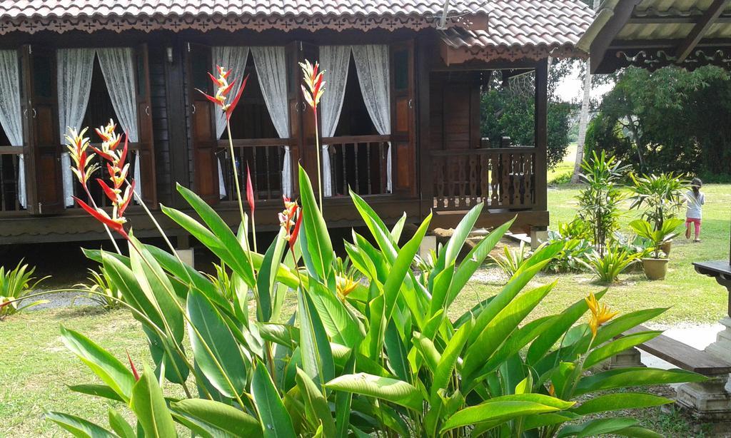פנתאי צנאנג Kampung Tok Lembut Vacation Home מראה חיצוני תמונה